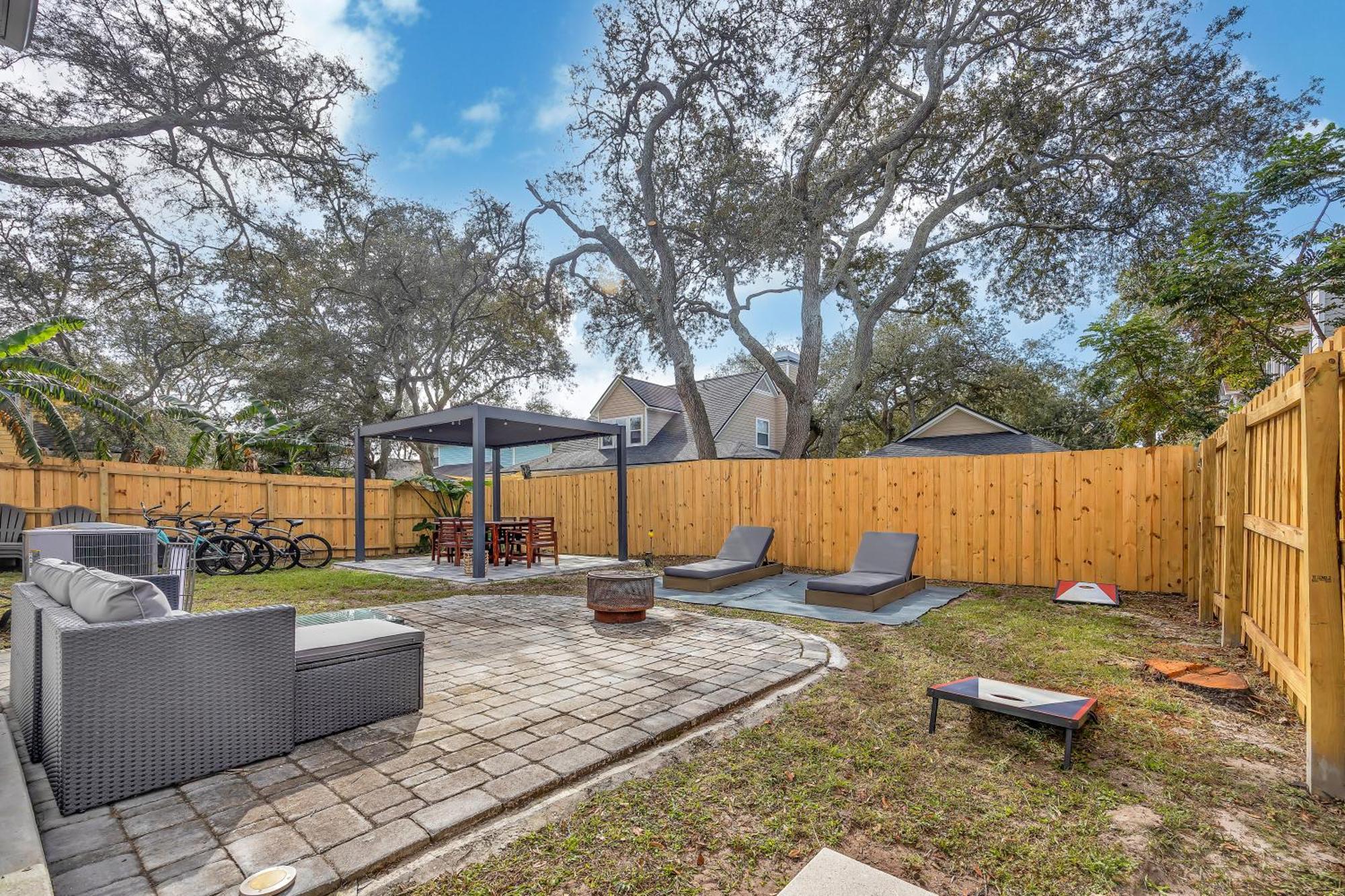{Hidden Gem} Beach Home Blocks From Ocean +6 Bikes Jacksonville Beach Exteriör bild